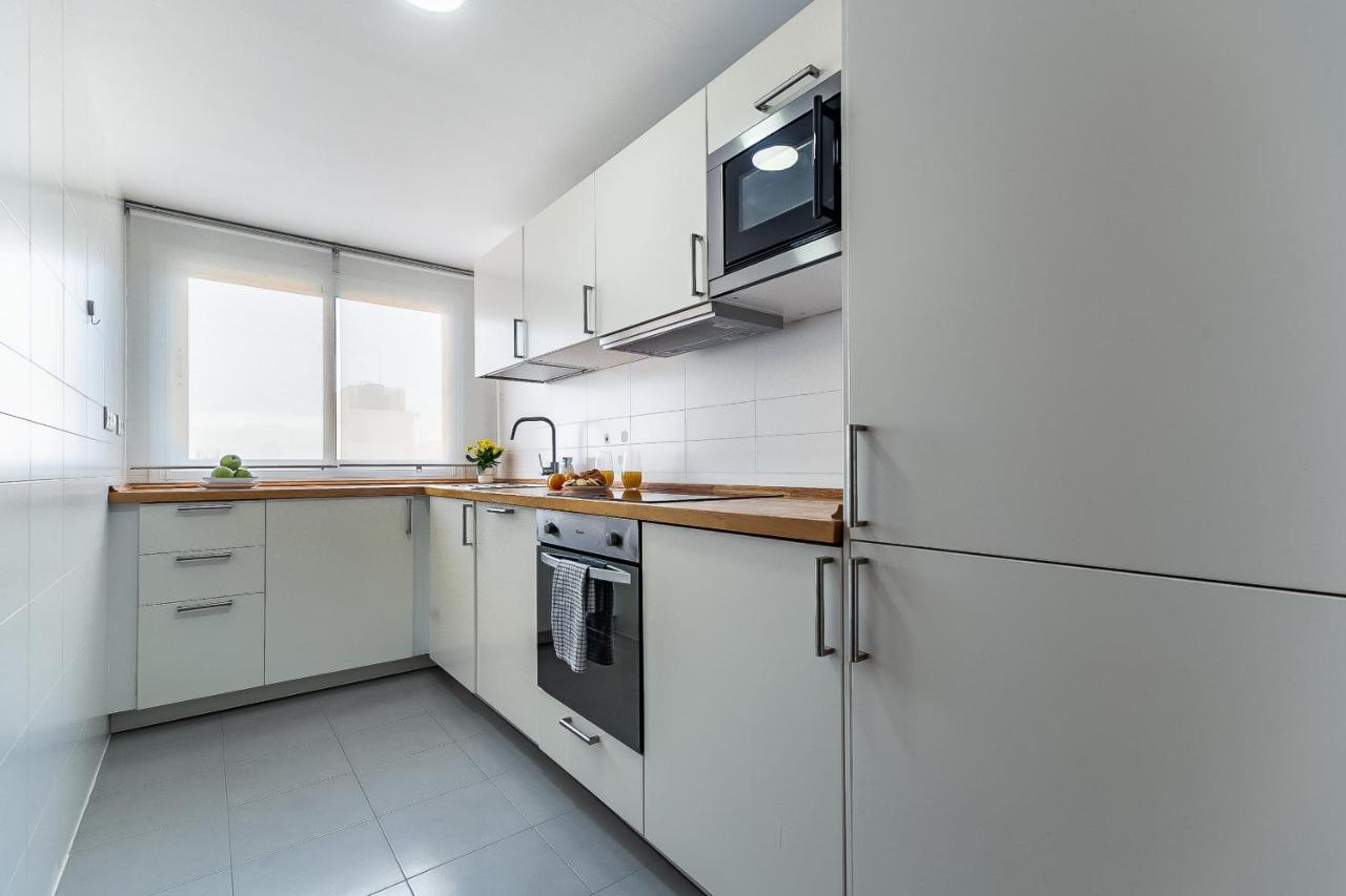 Modern Beach Apartment Valparaiso With Parking Malaga Luaran gambar