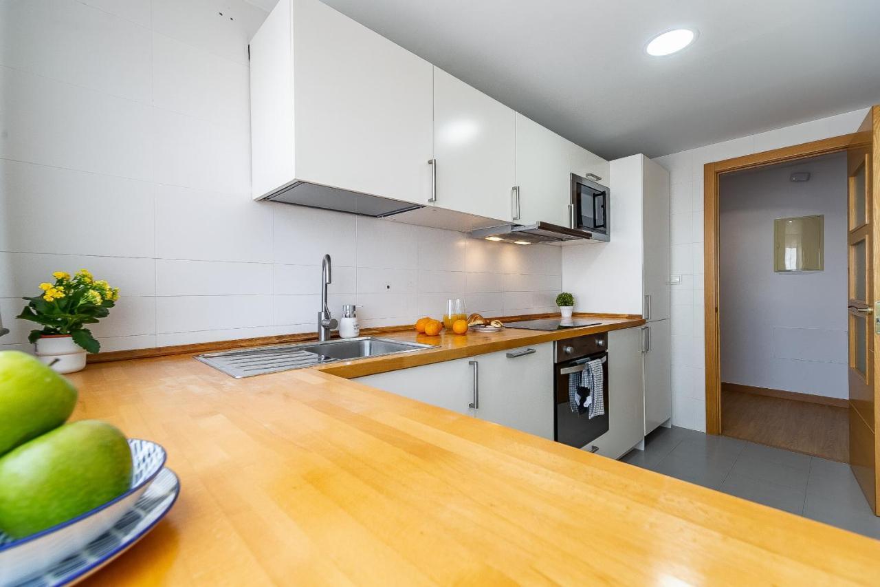 Modern Beach Apartment Valparaiso With Parking Malaga Luaran gambar